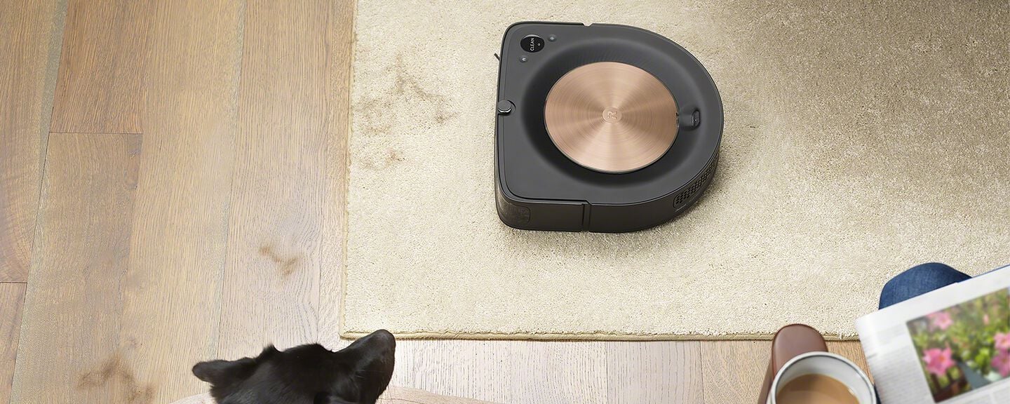 s9+ avec un chien allong&eacute;